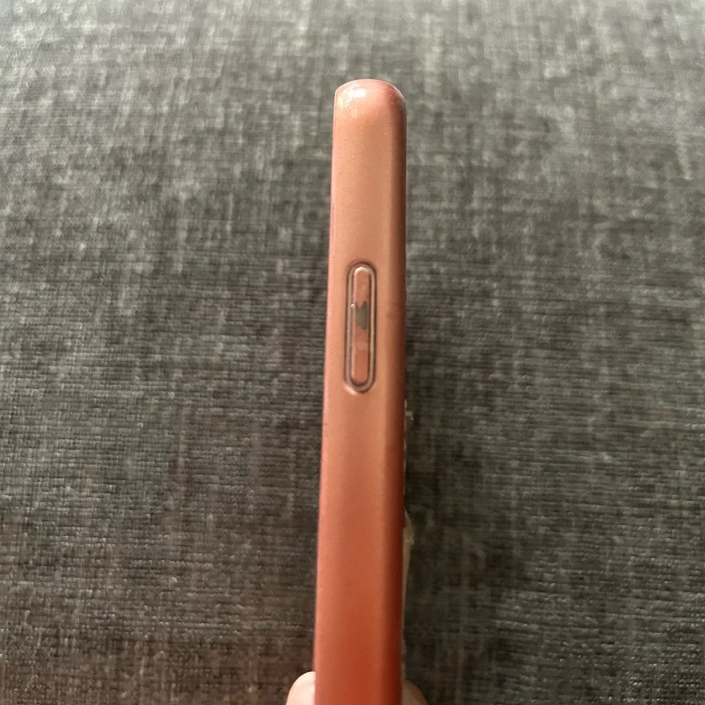 Michael Kors iPhone X rose gold case